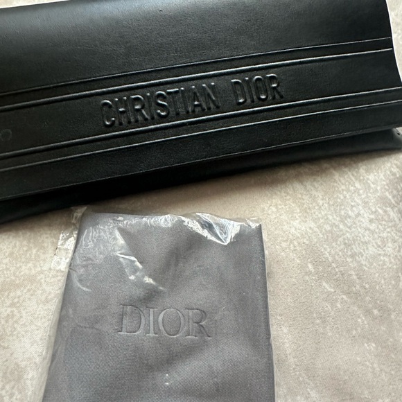 Christian Dior Gold Aviator Sunglasses - Picture 10 of 12